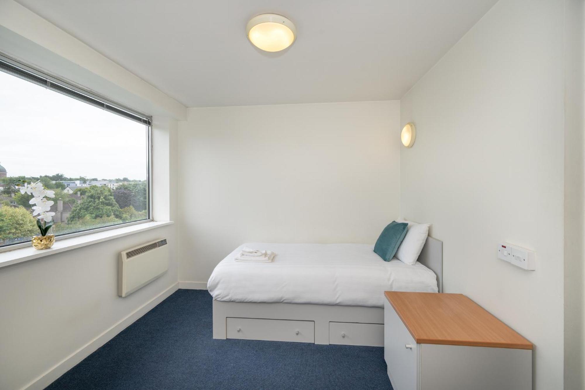 Victoria Mills - Ucc Summer Beds Корк Экстерьер фото